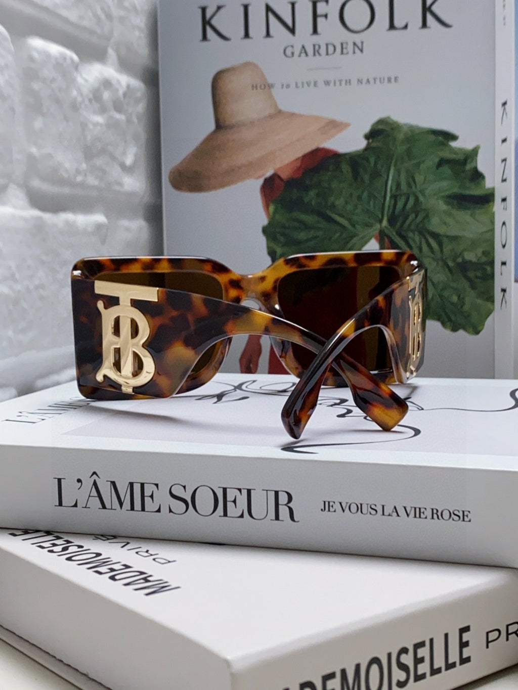 Burberry Oversized Brown Lens Sunglasses for Men & Women - 358601 - detail image 4