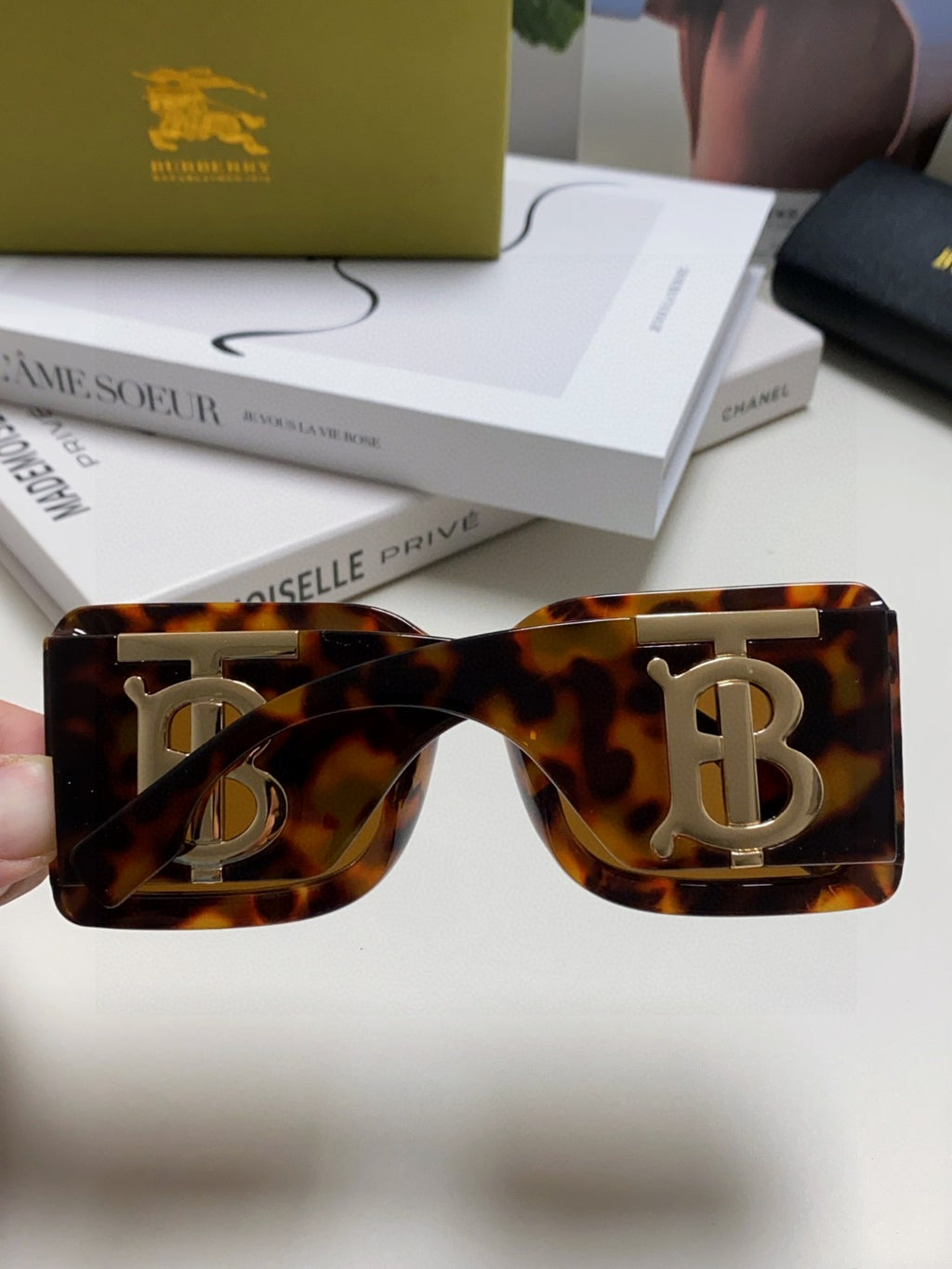 Burberry Oversized Brown Lens Sunglasses for Men & Women - 358601 - detail image 6