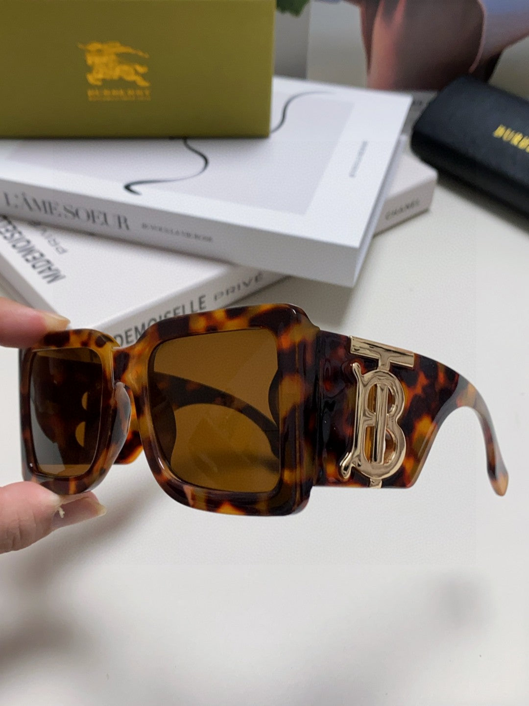 Burberry Oversized Brown Lens Sunglasses for Men & Women - 358601 - detail image 7