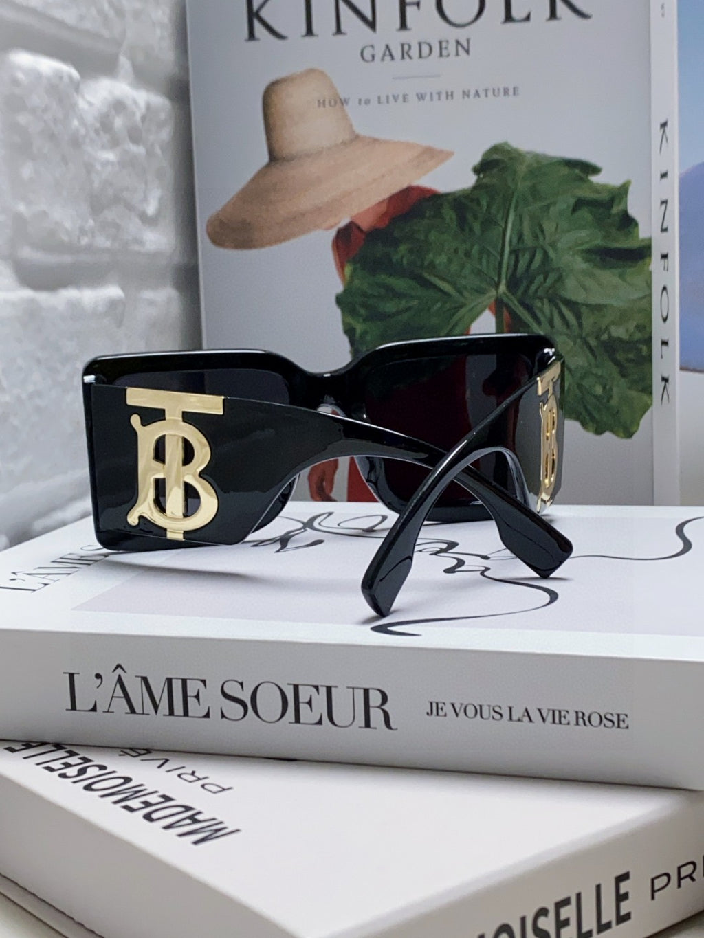 Burberry Oversized Gold Lens Sunglasses for Men & Women - 432438 - detail image 4