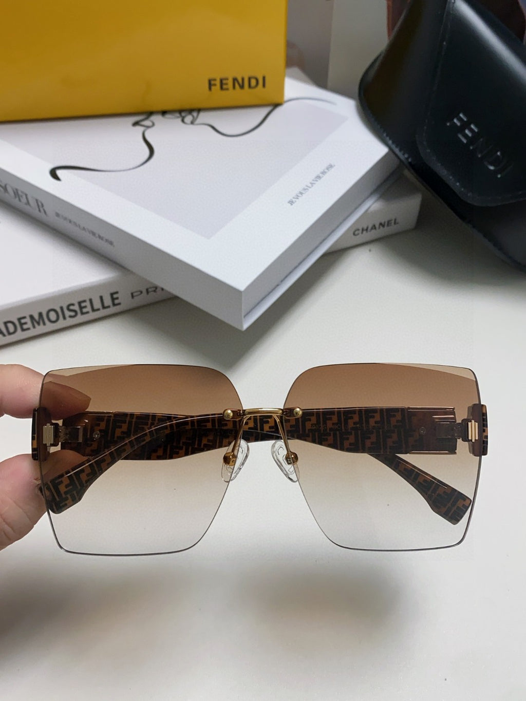 Fendi Polarized Square Brown Lens Sunglasses for Women - 432737 - detail image 3