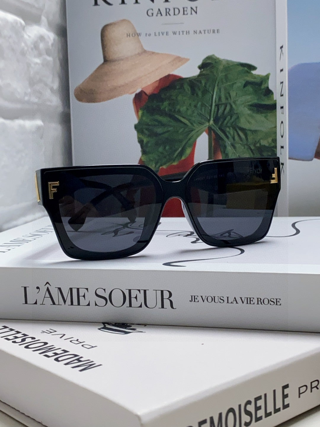 Fendi Fashion Black Lens Sunglasses for Women - detail image 3