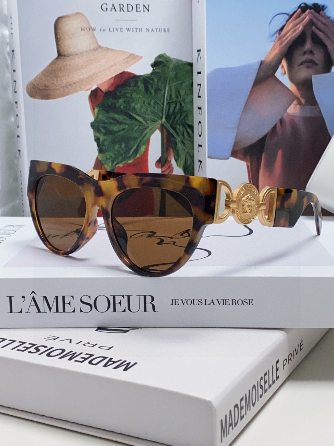 Versace Fashion Black Lens Sunglasses for Men & Women - 487811 - detail image 2