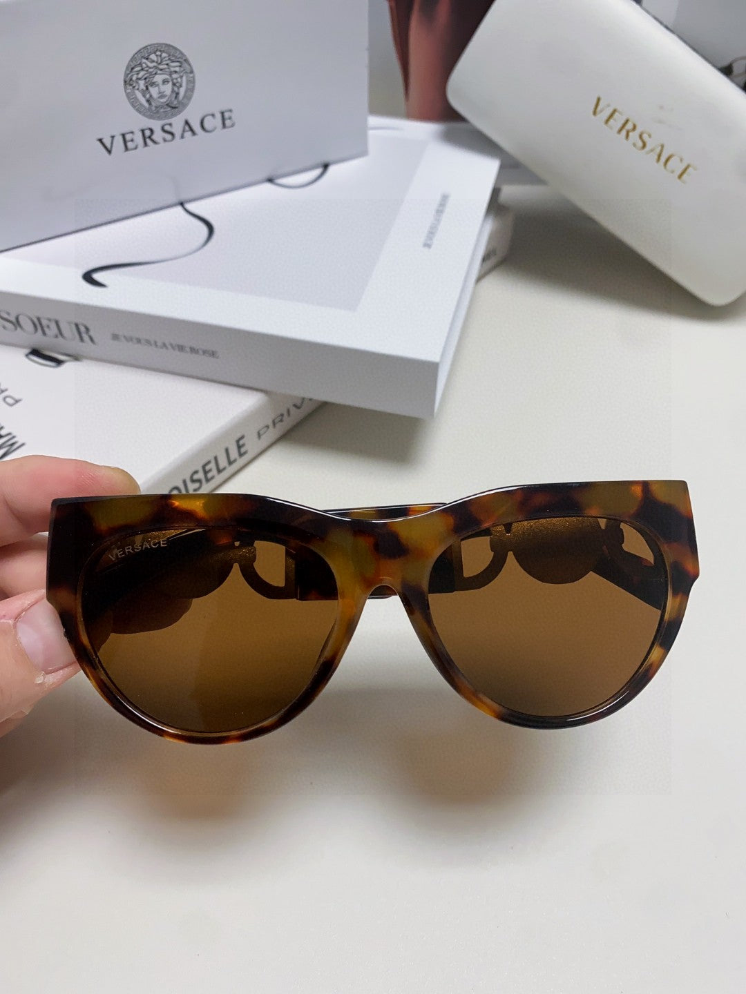 Versace Fashion Black Lens Sunglasses for Men & Women - 487811 - detail image 5