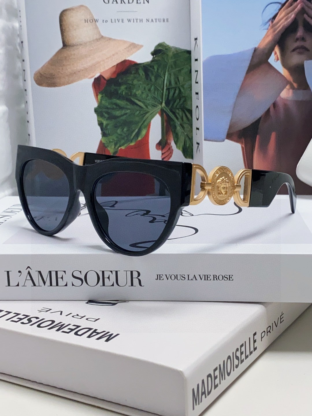 Versace Fashion Black Lens Sunglasses for Men & Women - 487812 - detail image 2
