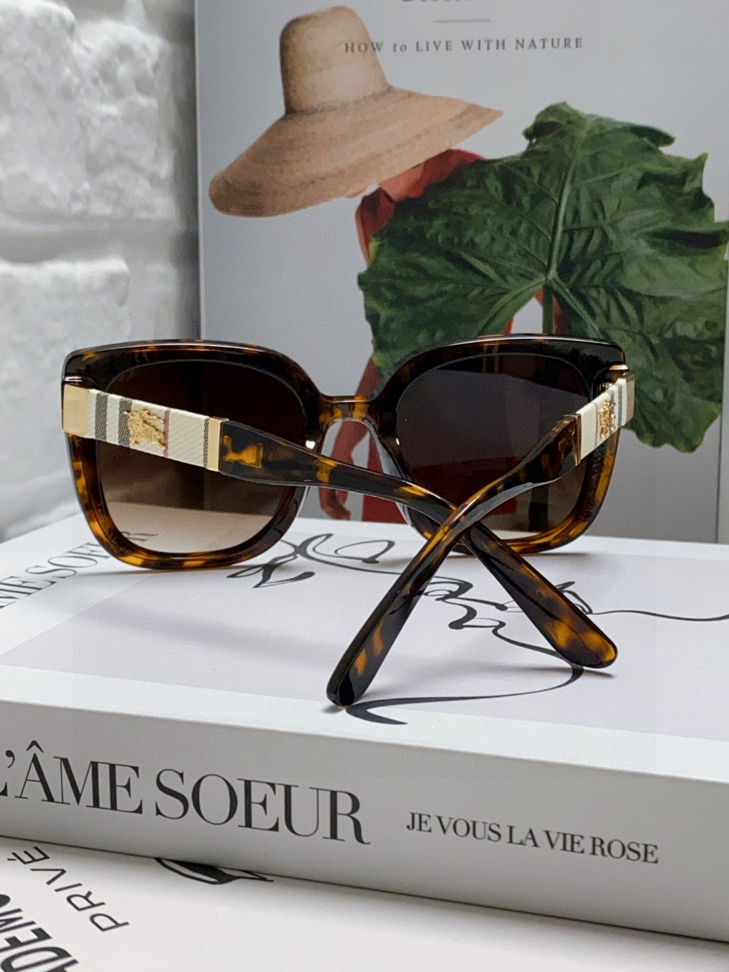 Burberry Oversized Black Lens Sunglasses for Men & Women - 416060 - detail image 2