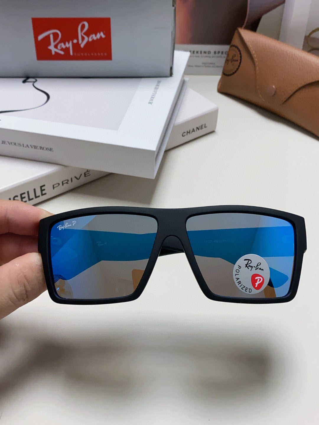 Ray-Ban RB1532 Polarized Square Blue Lens Sunglasses for Men - detail image 3