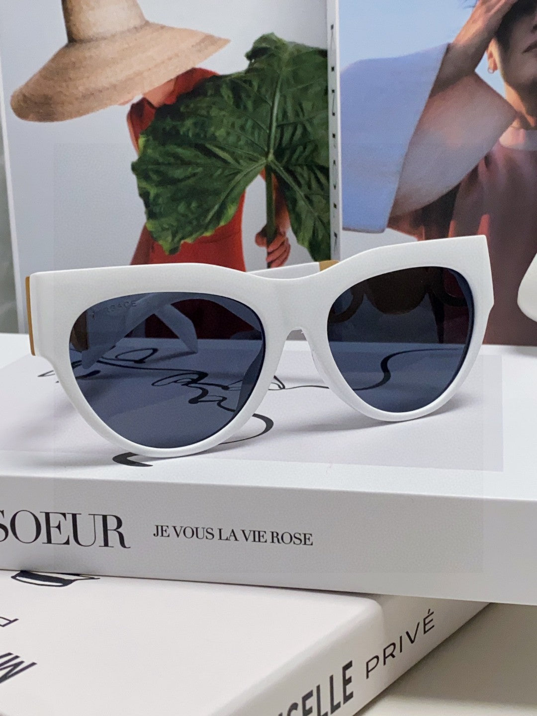Versace Fashion Black Lens Sunglasses for Men & Women - 487898 - detail image 3