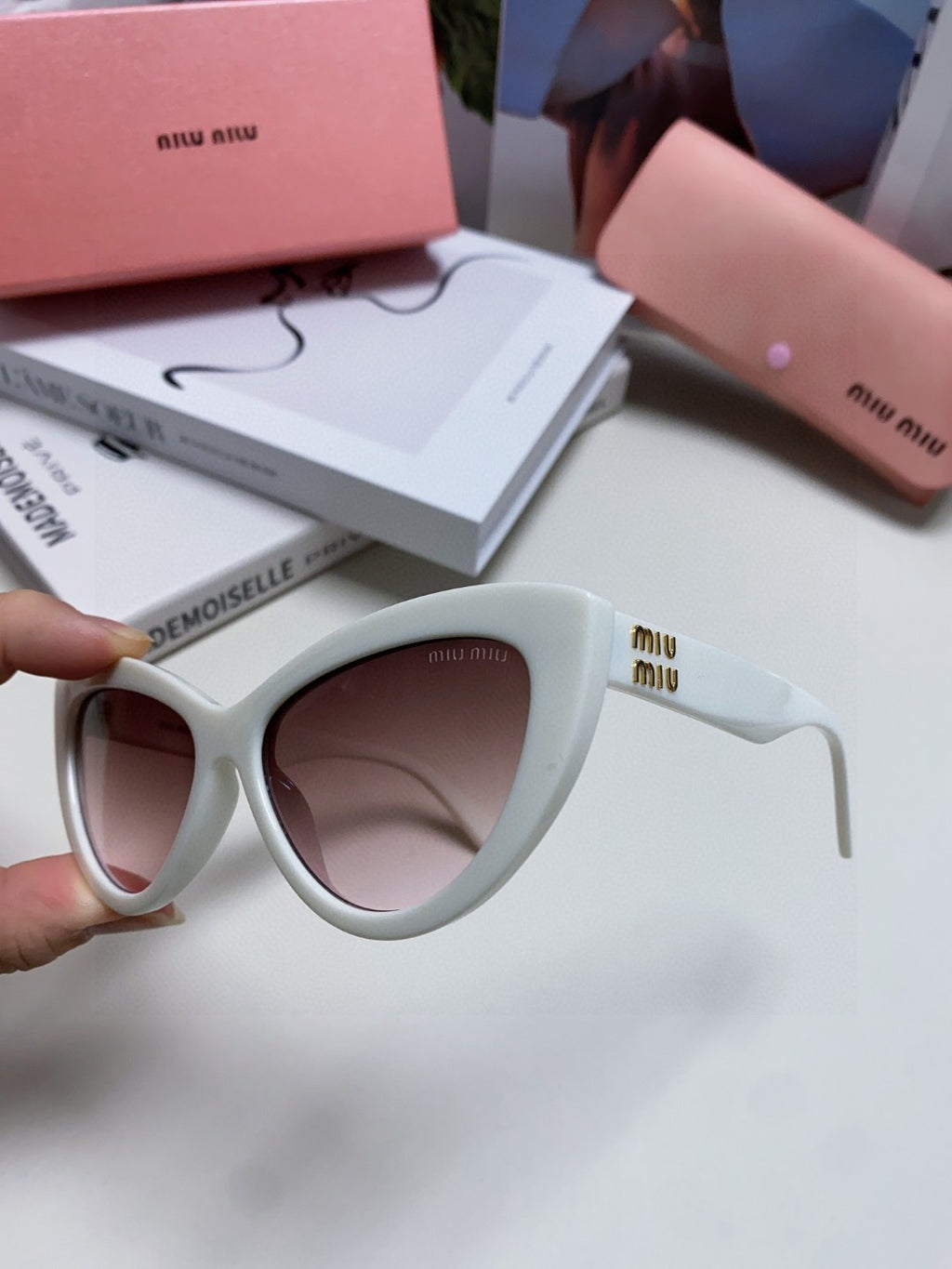 Miu Miu Cat-Eye Silver Lens Sunglasses for Men & Women - 487696 - detail image 5