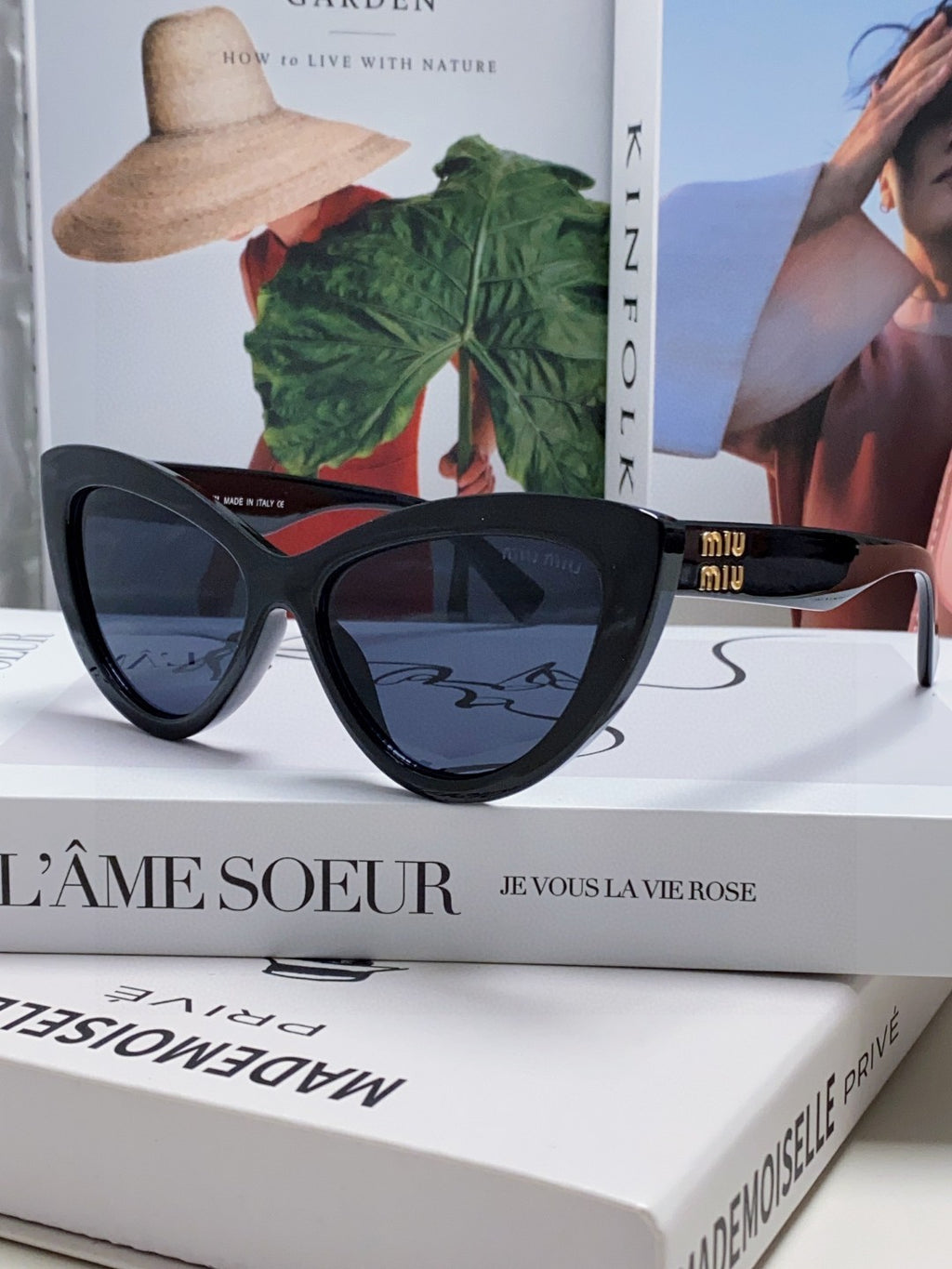 Miu Miu Cat-Eye Gray Lens Sunglasses for Men & Women - detail image 2