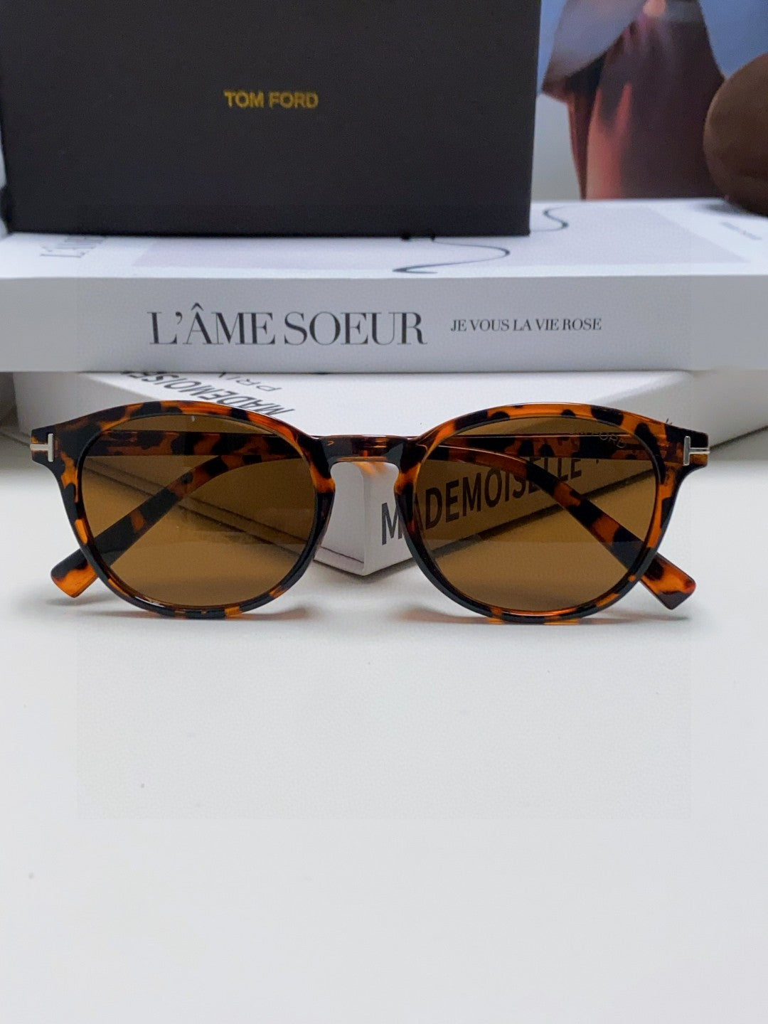 Tom Ford Polarized Round Brown Lens Sunglasses for Men & Women - 935472 - detail image 6