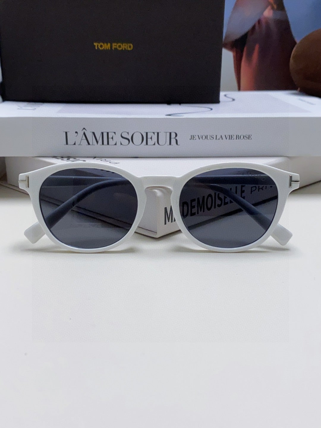Tom Ford Polarized Round Gray Lens Sunglasses for Men & Women - 935473 - detail image 6