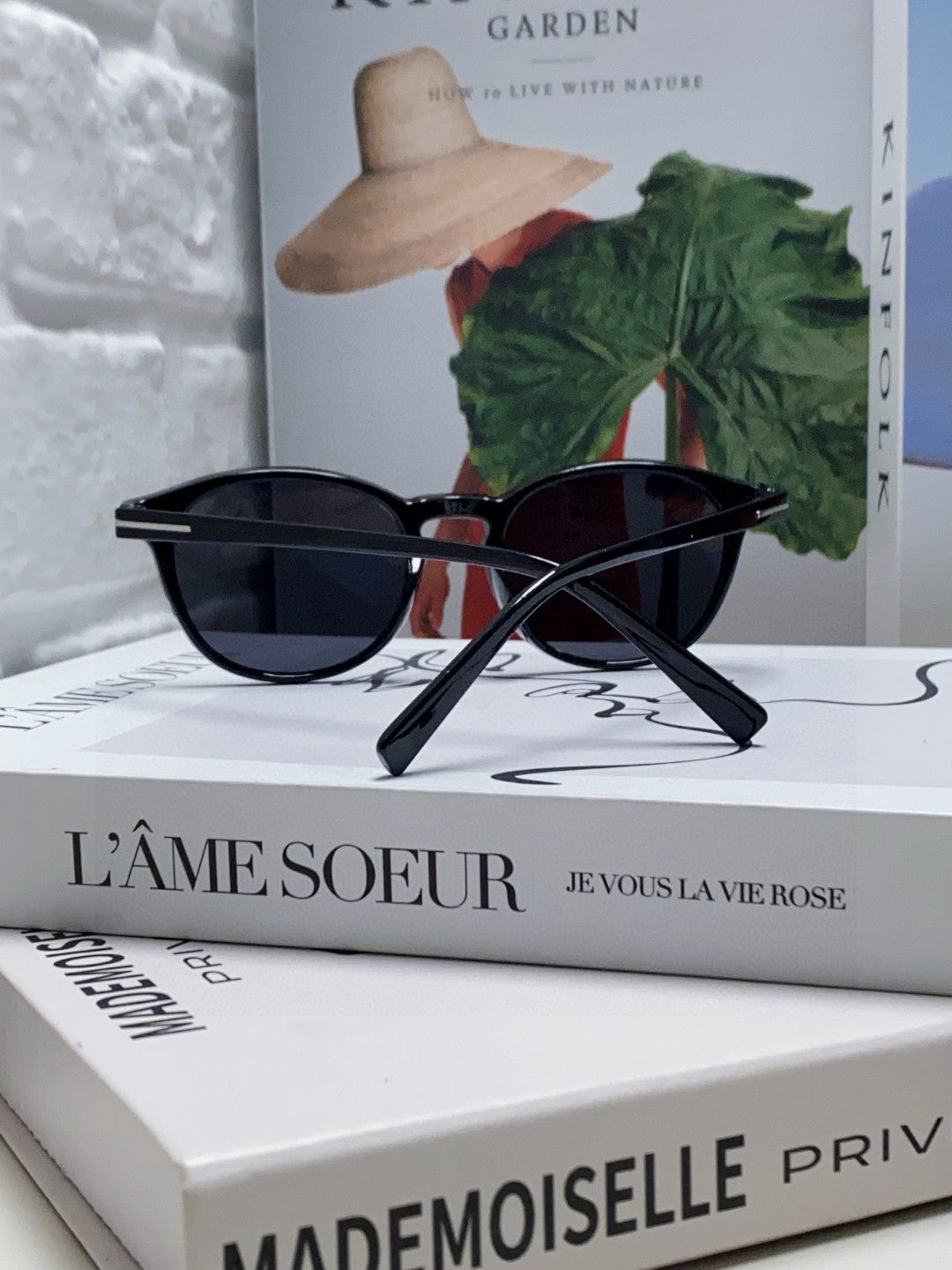 Tom Ford Polarized Round Black Lens Sunglasses for Men & Women - detail image 4