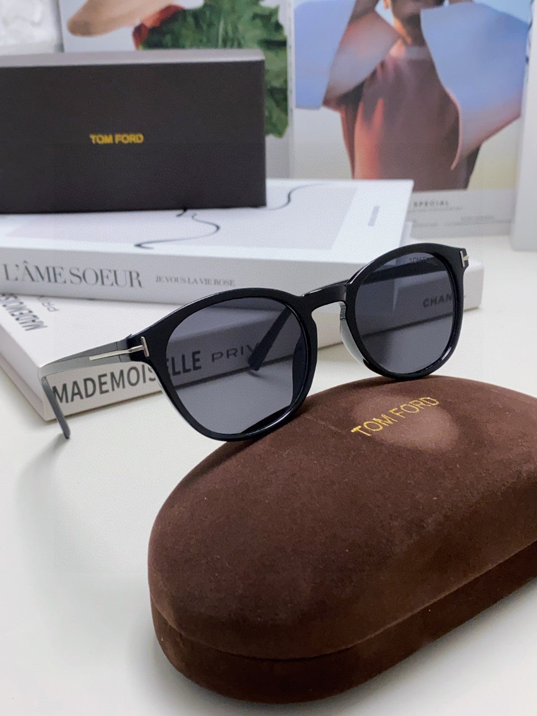 Tom Ford Polarized Round Black Lens Sunglasses for Men & Women - 935474 - detail image 9