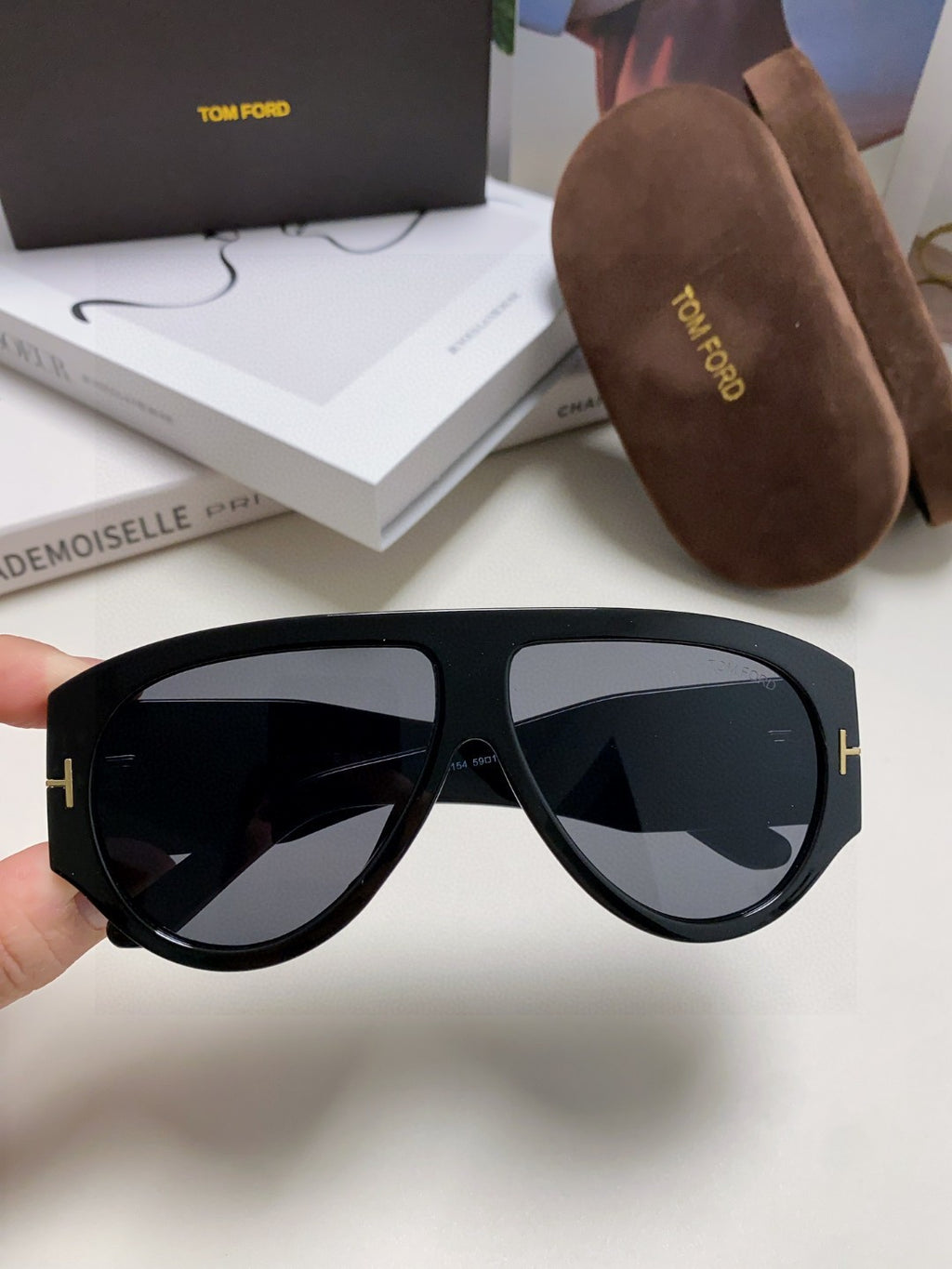 Tom Ford Aviator Black Lens Sunglasses for Men & Women - 935477 - detail image 3
