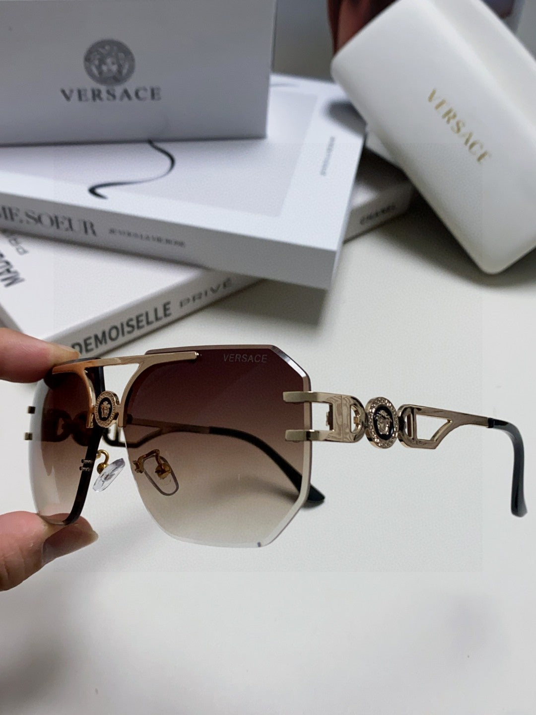 Versace Square Gray Lens Sunglasses for Men & Women - 158635 - detail image 4