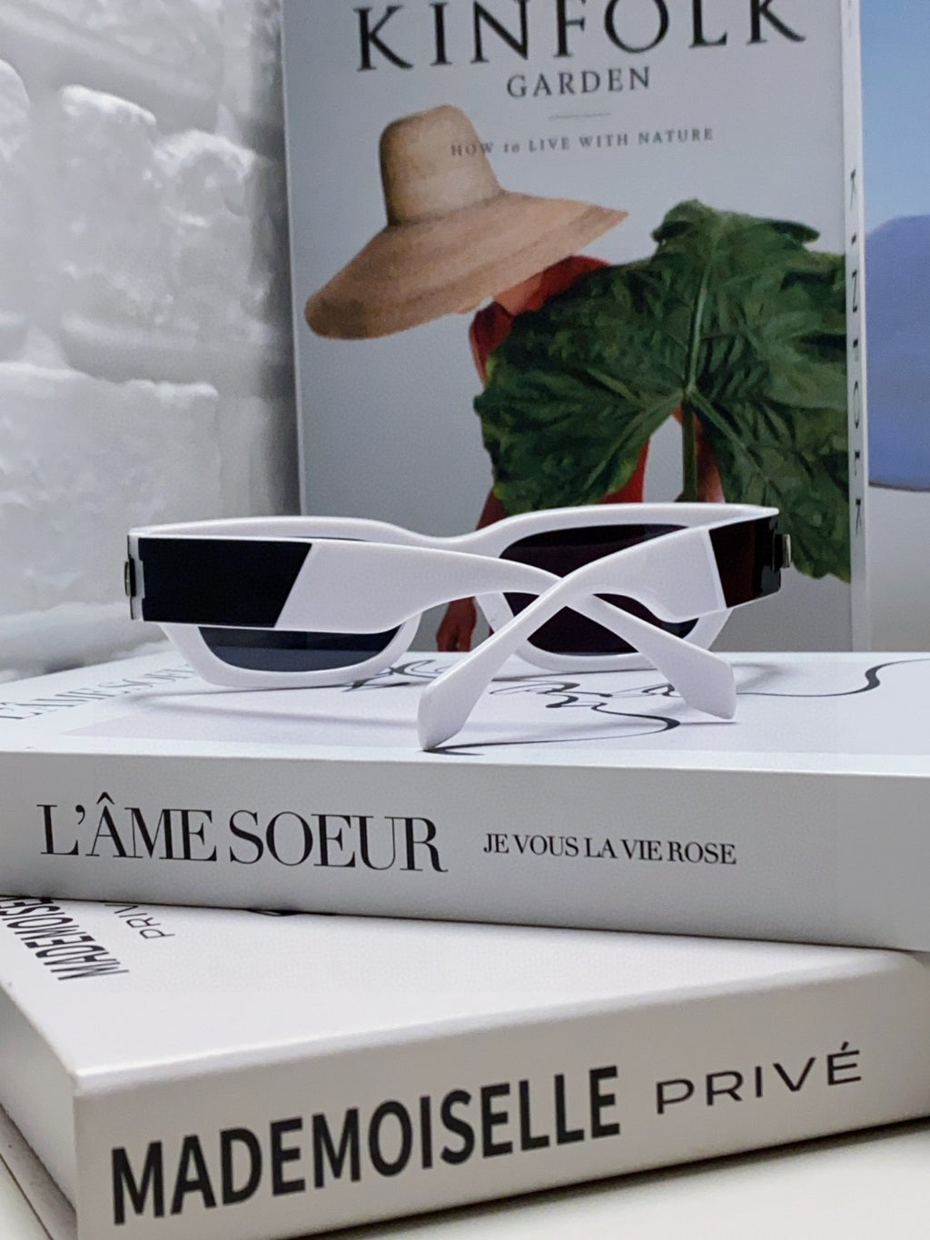 Versace 0VE4465F Rectangular Black Lens Sunglasses for Men & Women - 449851 - detail image 4