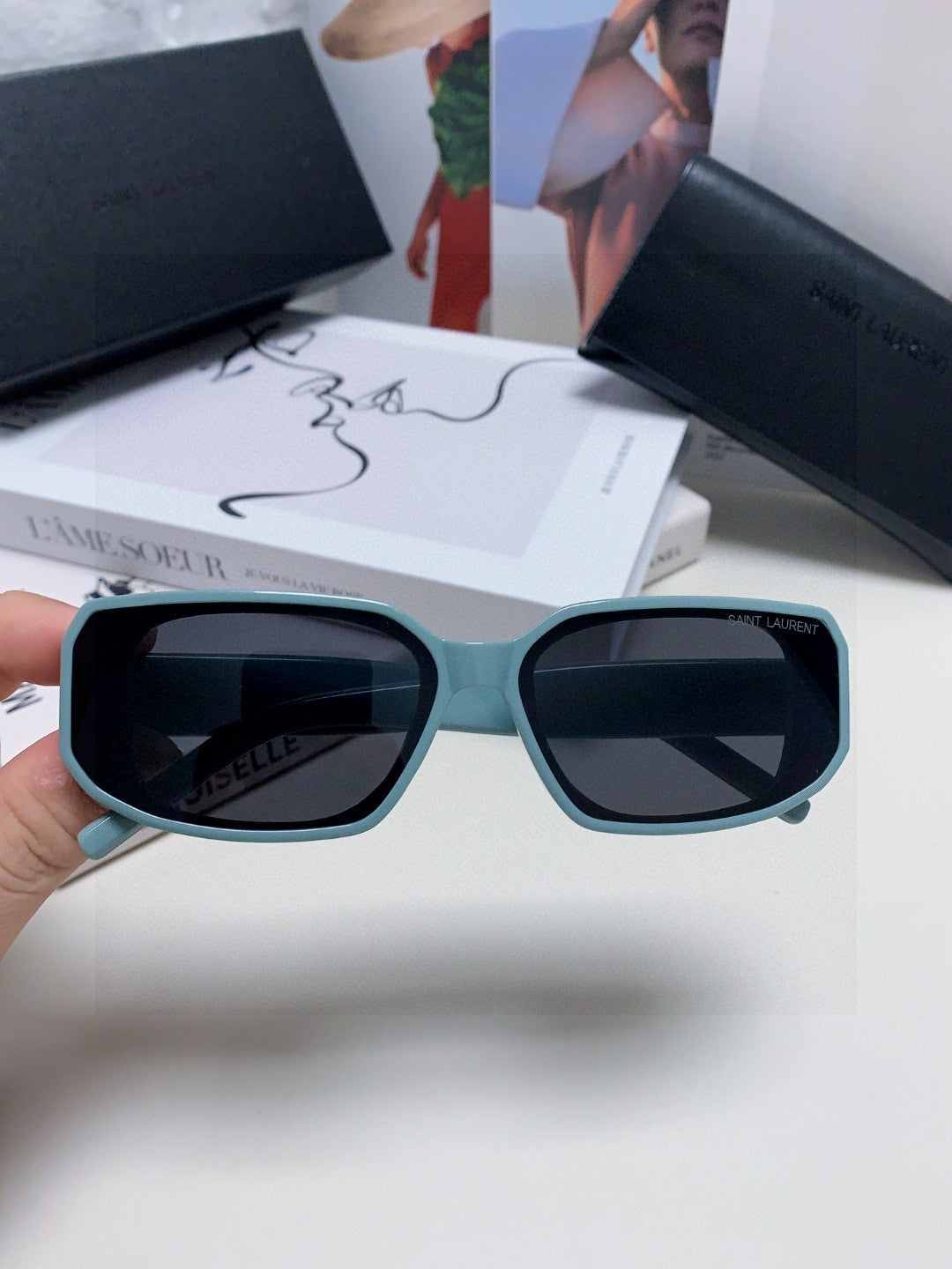 Saint Laurent Blue-Light Cat-Eye Black Lens Sunglasses for Men & Wome - 449202 - detail image 2