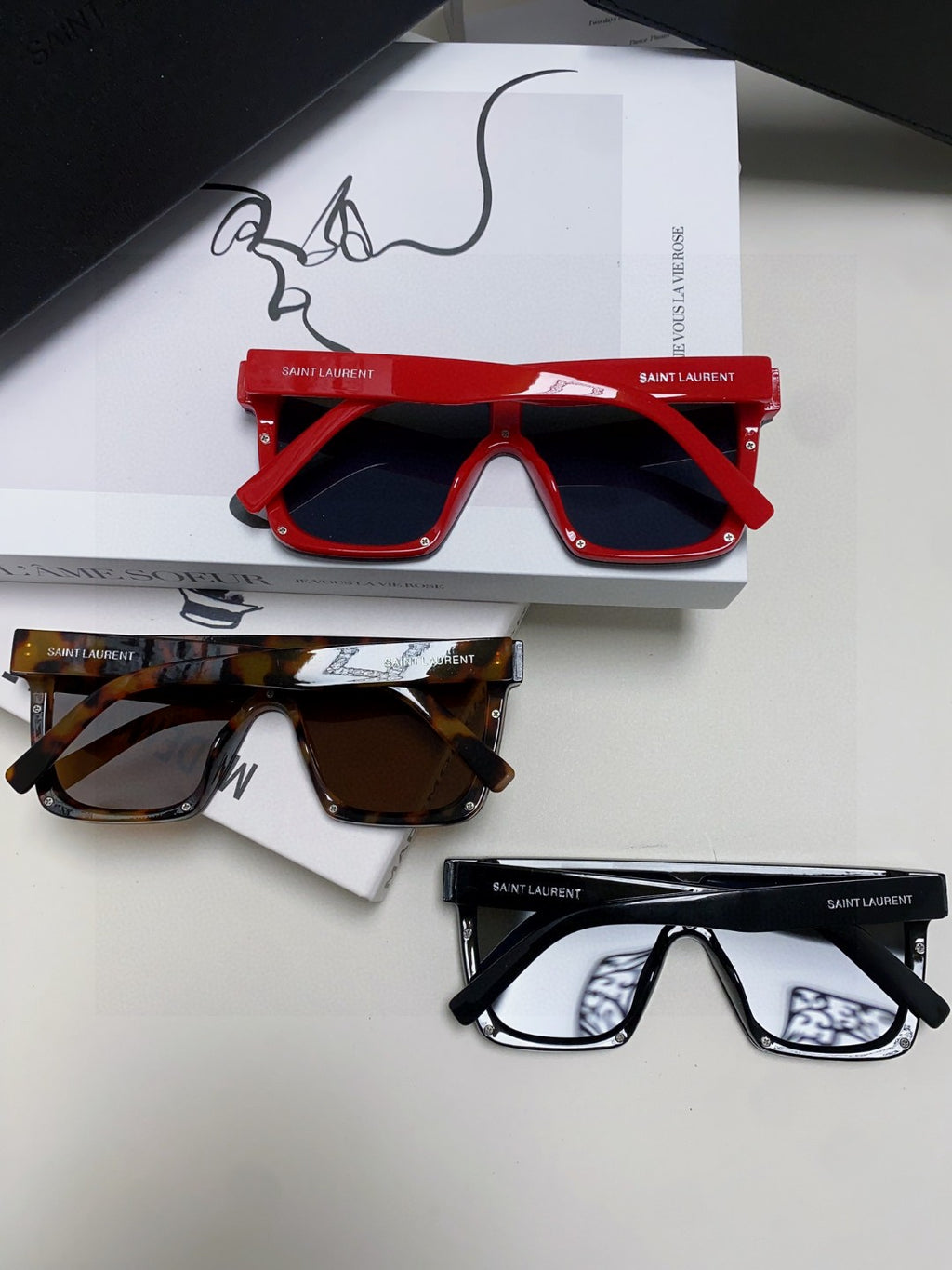 Saint Laurent Acetate Oversized Black Lens Sunglasses for Men & Women - detail image 10