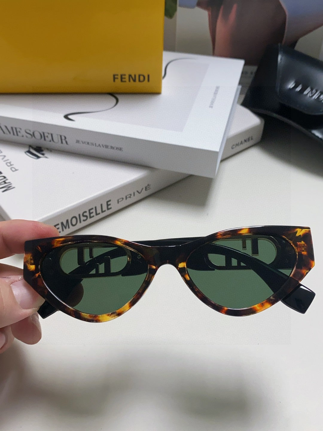 Fendi Metal Cat-Eye Gray Lens Sunglasses for Women - 449809 - detail image 3