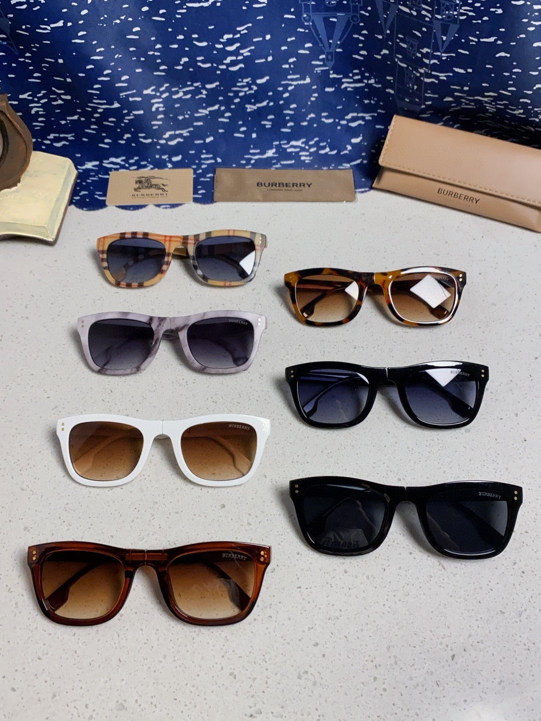Burberry Folding Fashion Silver Lens Sunglasses for Men & Women - detail image 12