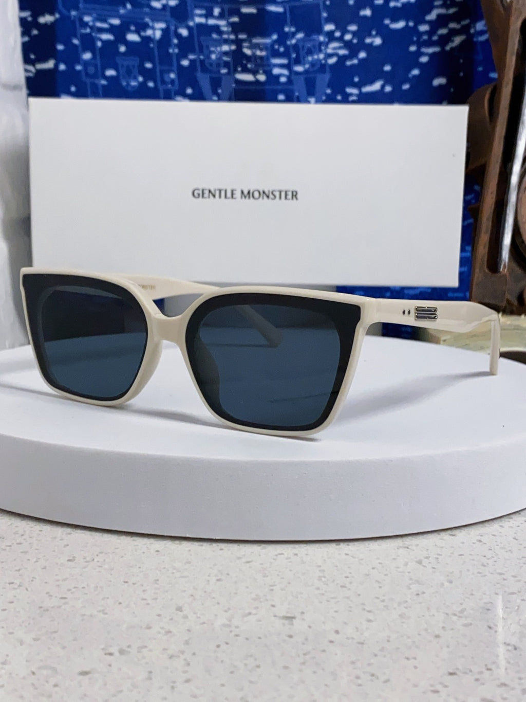 Gentle Monster MONOO Polarized Square Blue Lens Sunglasses for Men & Women