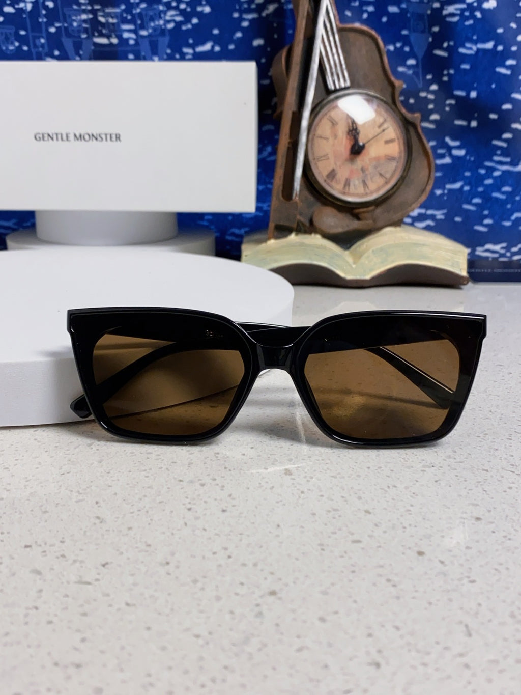 Gentle Monster MONOO Polarized Square Brown Lens Sunglasses for Men & Women - detail image 9