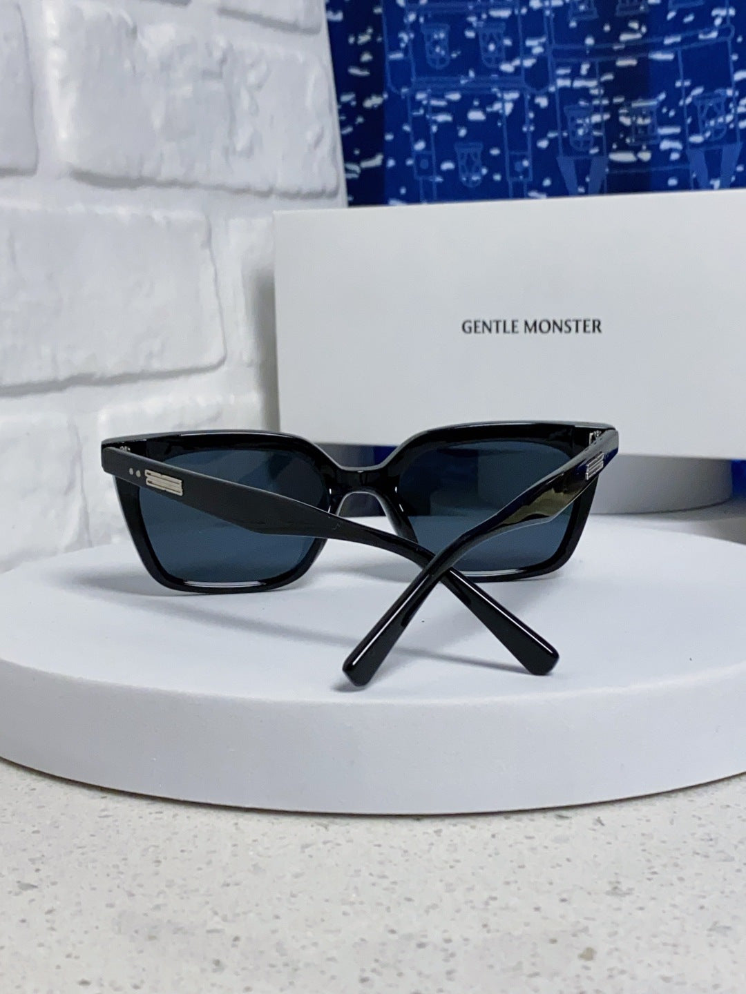 Gentle Monster MONOO Polarized Square Black Lens Sunglasses for Men & - 998474 - detail image 3