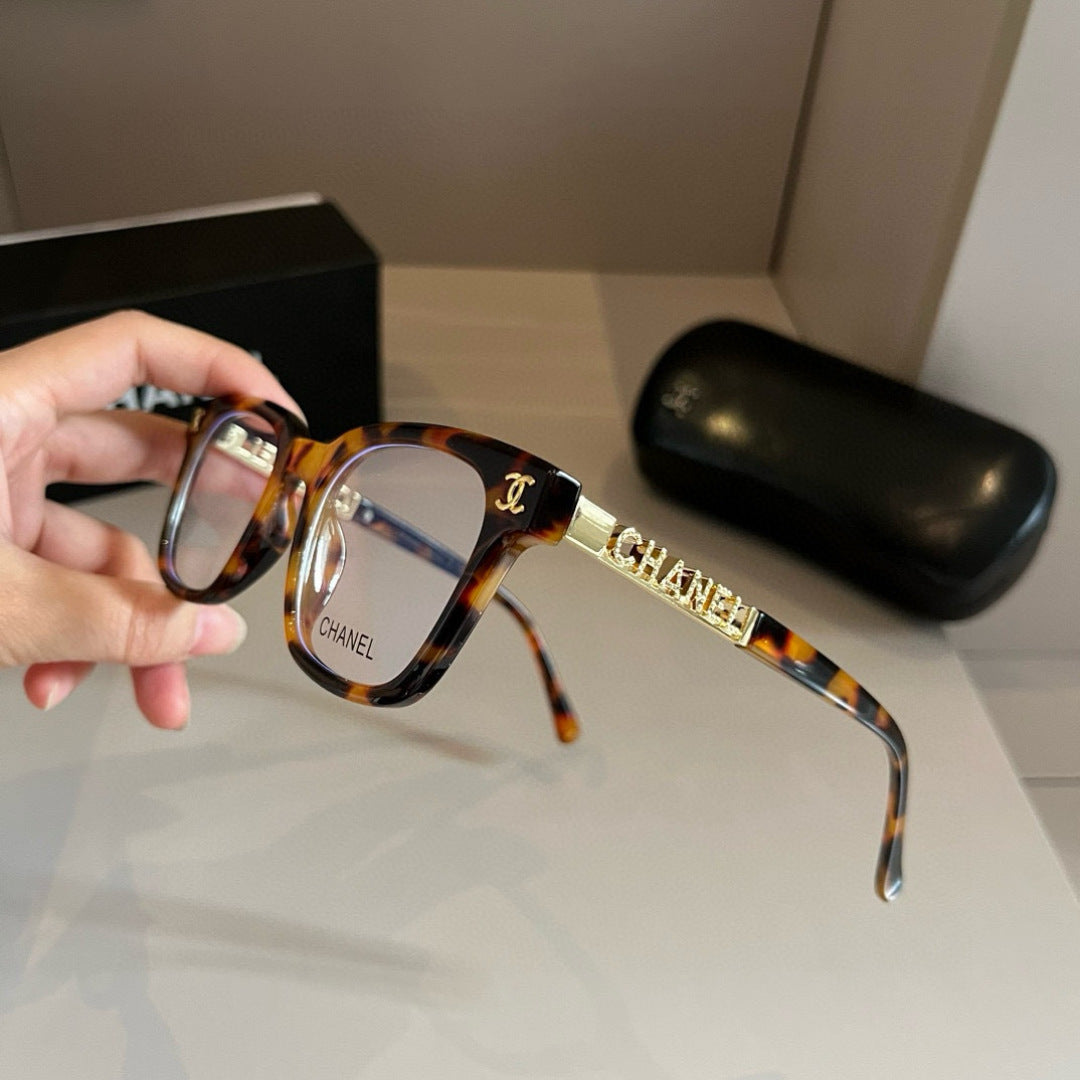 Chanel Oversized Brown Lens Sunglasses for Men & Women - 382226 - detail image 4