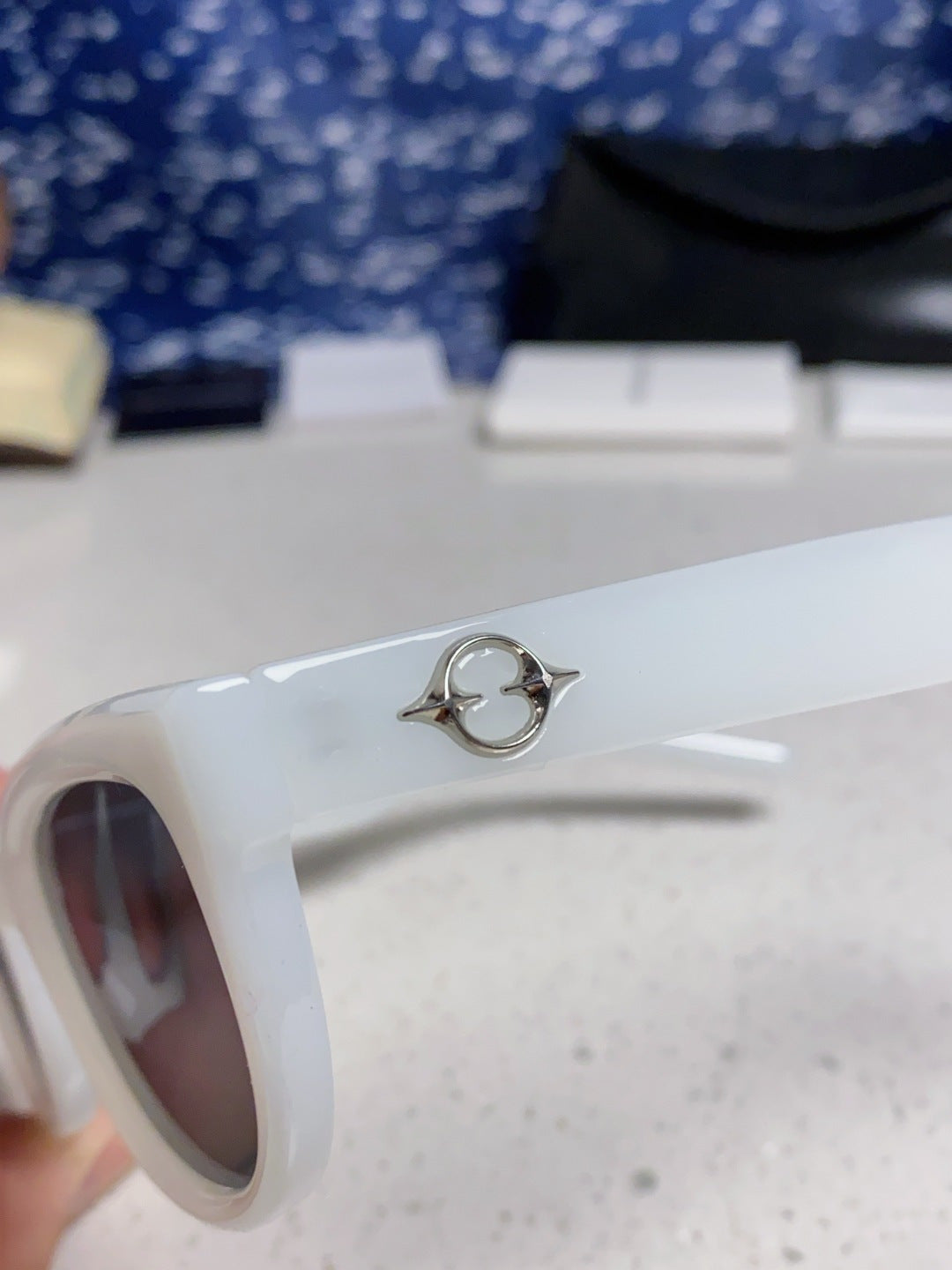 Gentle Monster MONOCHROME Round Blue Lens Sunglasses for Women - 158662 - detail image 7
