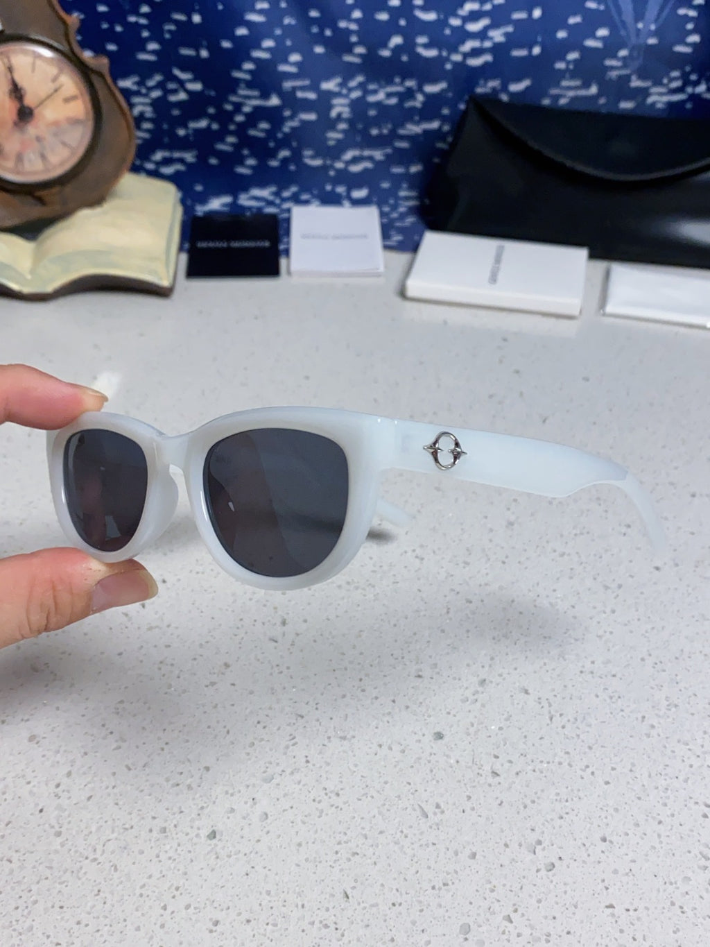 Gentle Monster MONOCHROME Round Blue Lens Sunglasses for Women - detail image 6