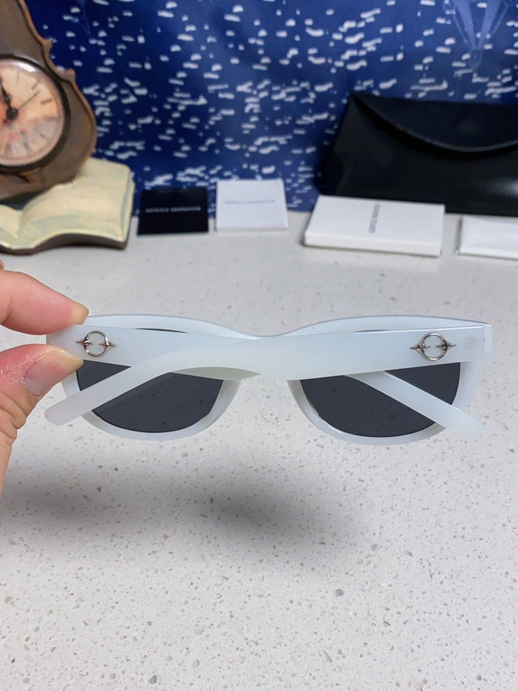 Gentle Monster MONOCHROME Round Blue Lens Sunglasses for Women - detail image 5