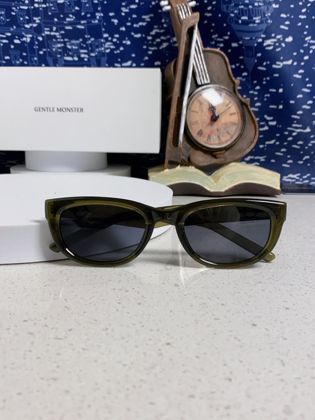 Gentle Monster MONOCHROME Round Black Lens Sunglasses for Women - 158663 - detail image 9