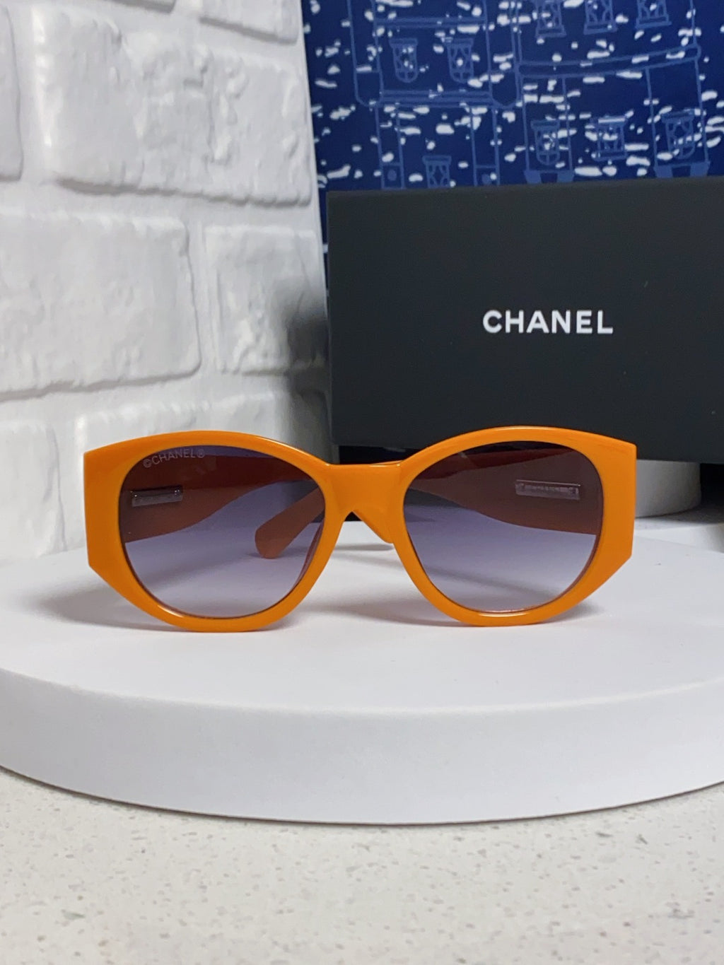 Chanel Polarized Cat-Eye Orange Lens Sunglasses for Women - detail image 2