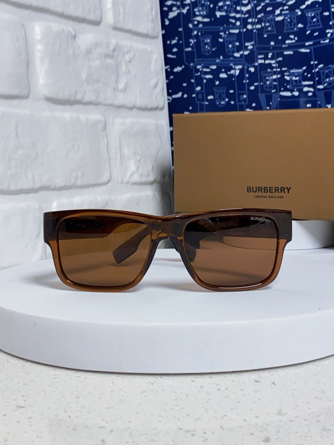 Burberry Polarized Square Brown Lens Sunglasses for Men & Women - 867196 - detail image 2