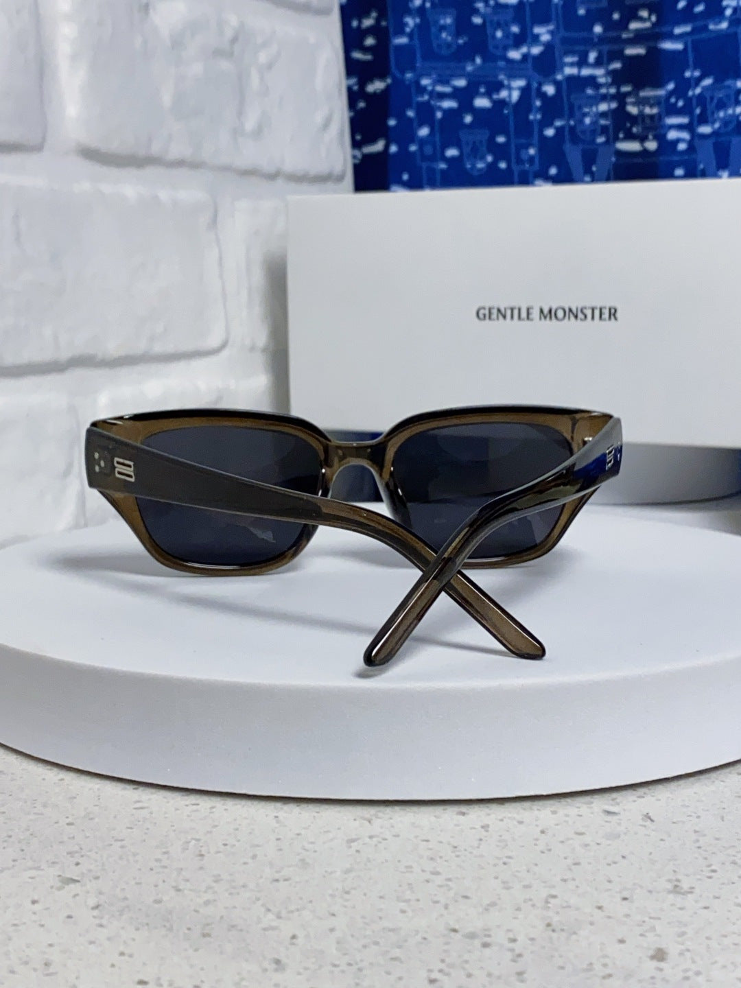 Gentle Monster TR1088 Square Black Lens Sunglasses for Women - 416467 - detail image 3