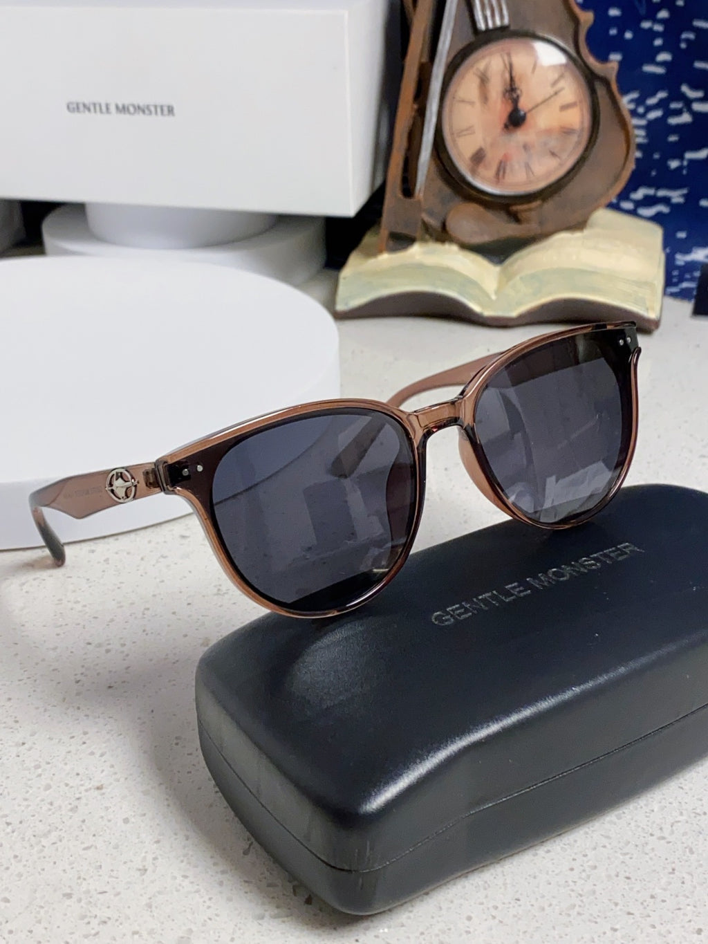 Gentle Monster TR1091 Round Silver Lens Sunglasses for Men & Women - detail image 10