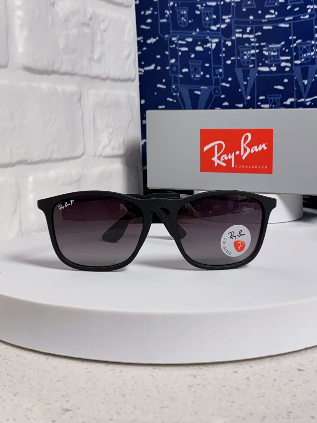 Ray-Ban RB4187 Polarized Fashion Black Lens Sunglasses for Men & Wome - 488295 - detail image 2