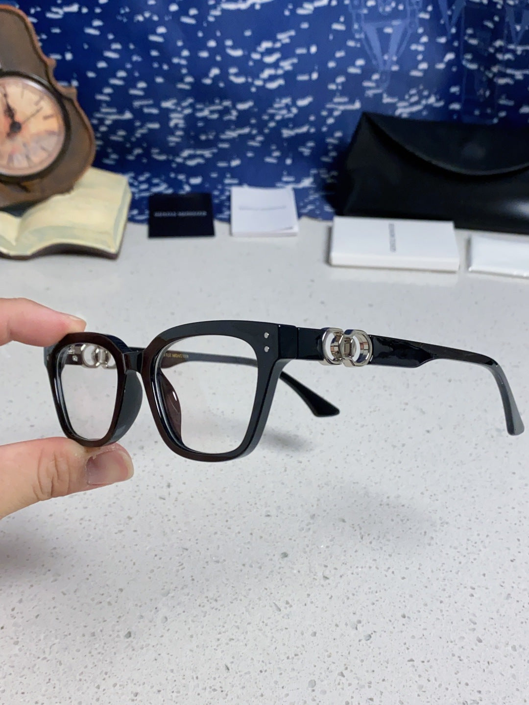 Gentle Monster XOXO Square Silver Lens Sunglasses for Men & Women - 867254 - detail image 6