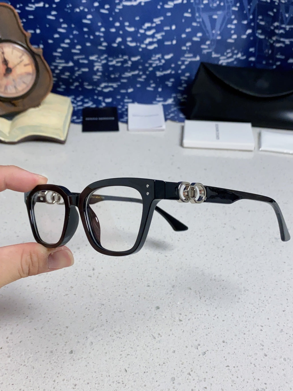 Gentle Monster XOXO Square Silver Lens Sunglasses for Men & Women - 416471 - detail image 6