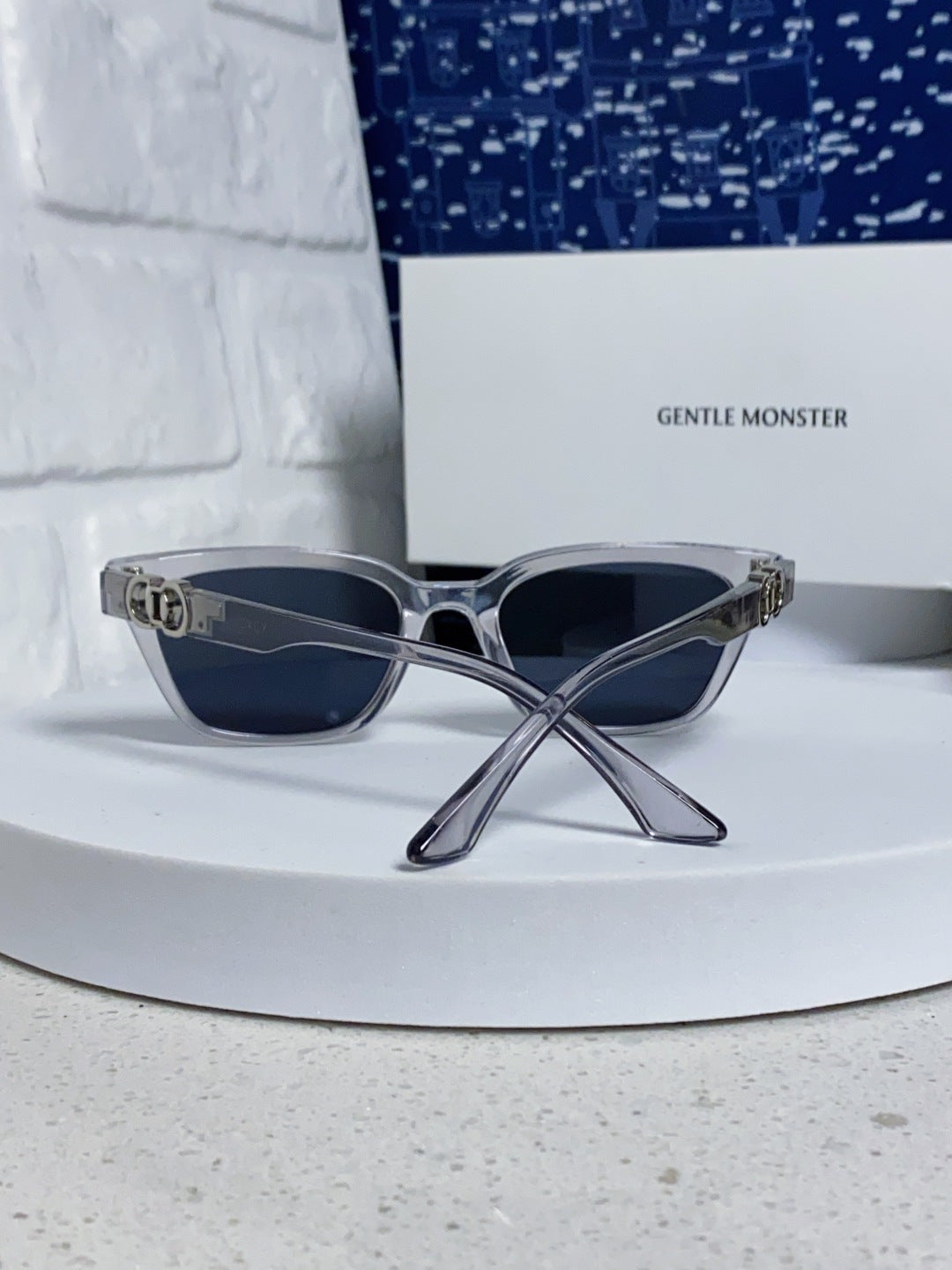 Gentle Monster XOXO Square Blue Lens Sunglasses for Men & Women - 158677 - detail image 3