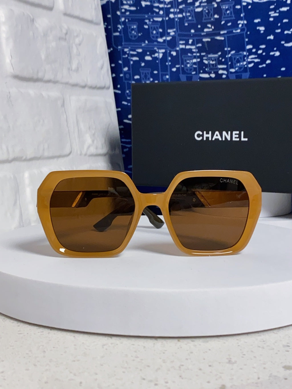 Chanel Polarized Square Brown Lens Sunglasses for Women - 158377 - detail image 2