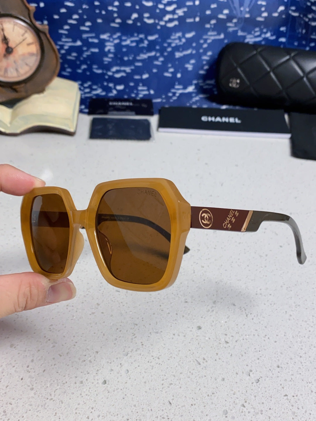 Chanel Polarized Square Brown Lens Sunglasses for Women - 158377 - detail image 6