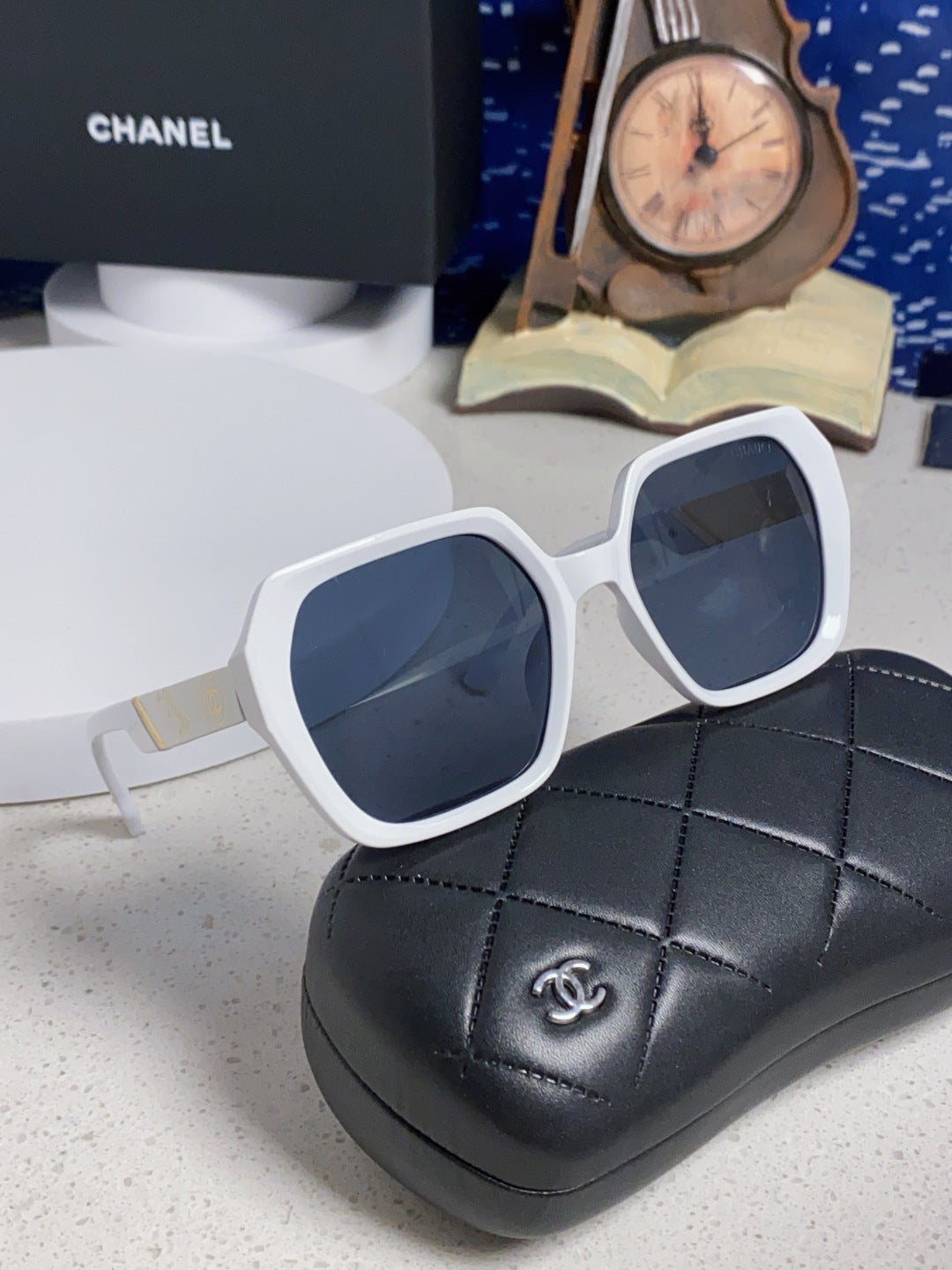 Chanel Polarized Square Black Lens Sunglasses for Women - 158379 - detail image 9