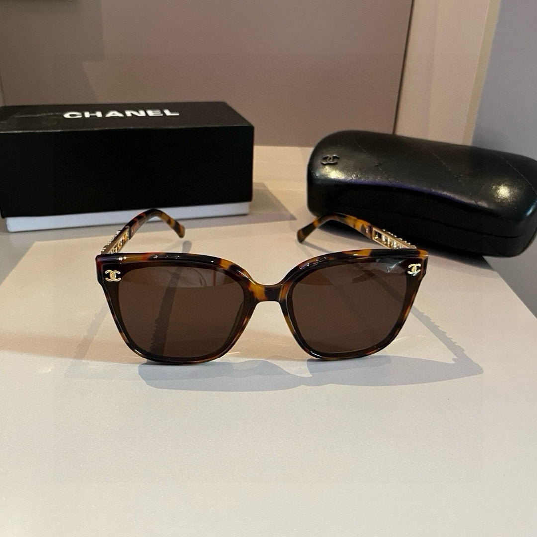 Chanel Oversized Brown Lens Sunglasses for Men & Women - 398517 - detail image 4