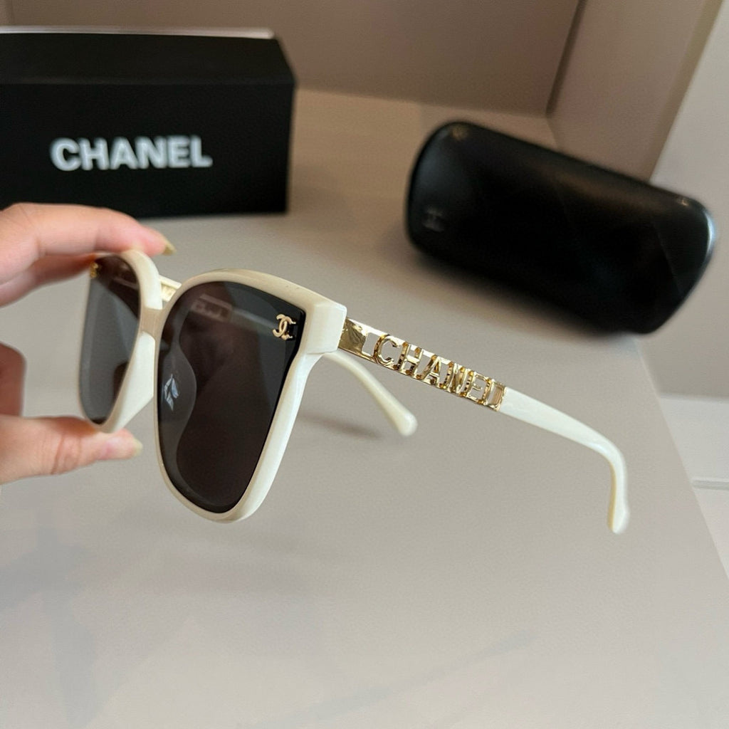 Chanel Oversized Silver Lens Sunglasses for Men & Women - 398518 - detail image 8