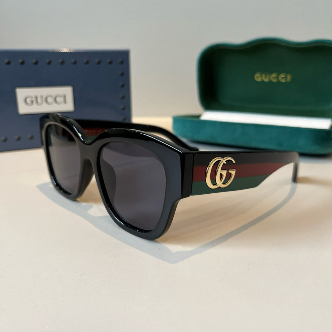 Gucci Oversized Black Lens Sunglasses for Men & Women - 398376 - detail image 3