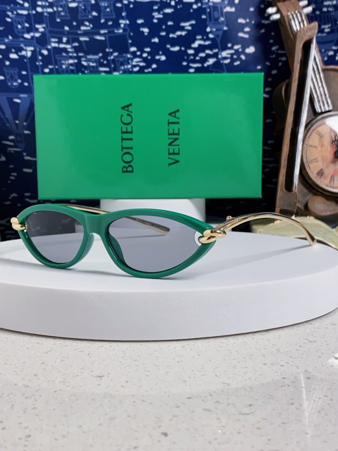 Bottega Veneta BV1390 Cat-Eye Green Lens Sunglasses for Women - 358864