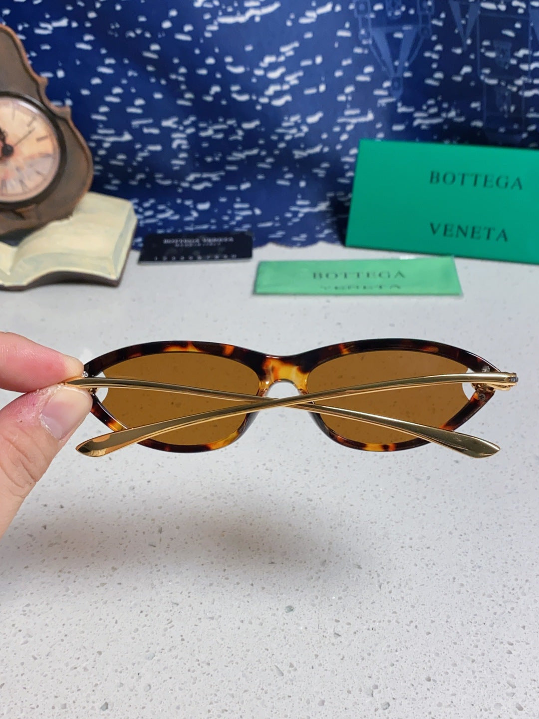 Bottega Veneta BV1390 Cat-Eye Brown Lens Sunglasses for Women - 358866 - detail image 5