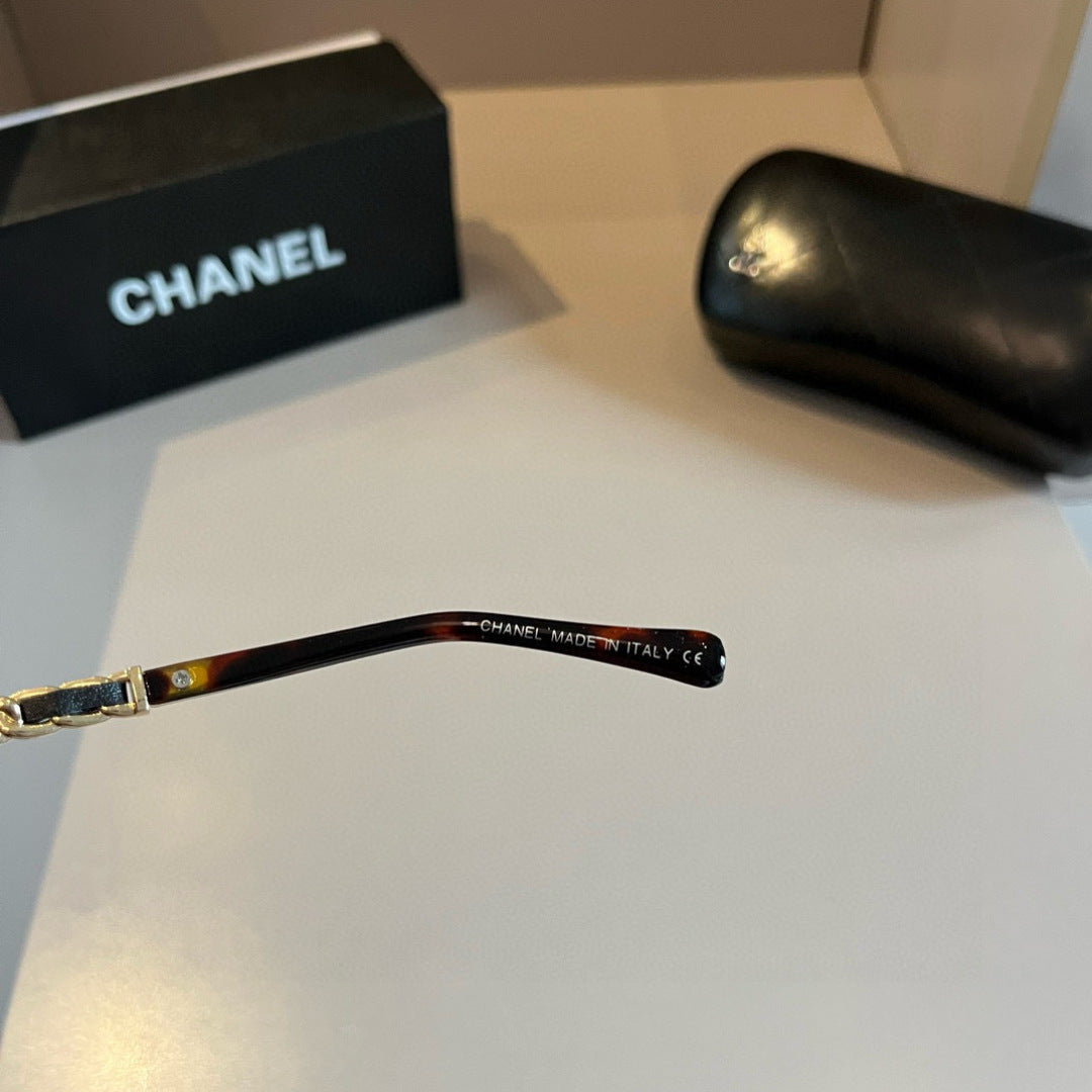 Chanel Oversized Silver Lens Sunglasses for Men & Women - 371719 - detail image 9